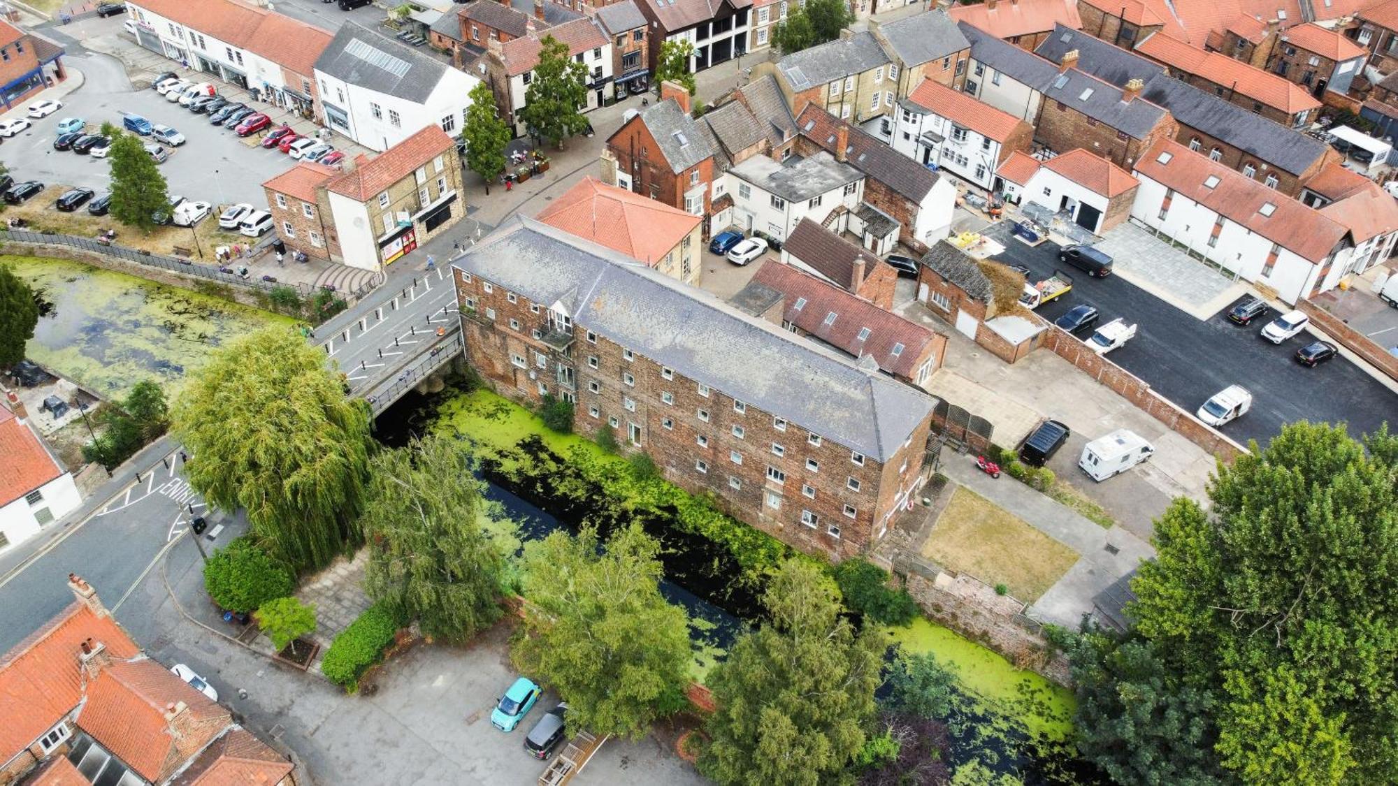 Riverside Mews ブリッグ エクステリア 写真