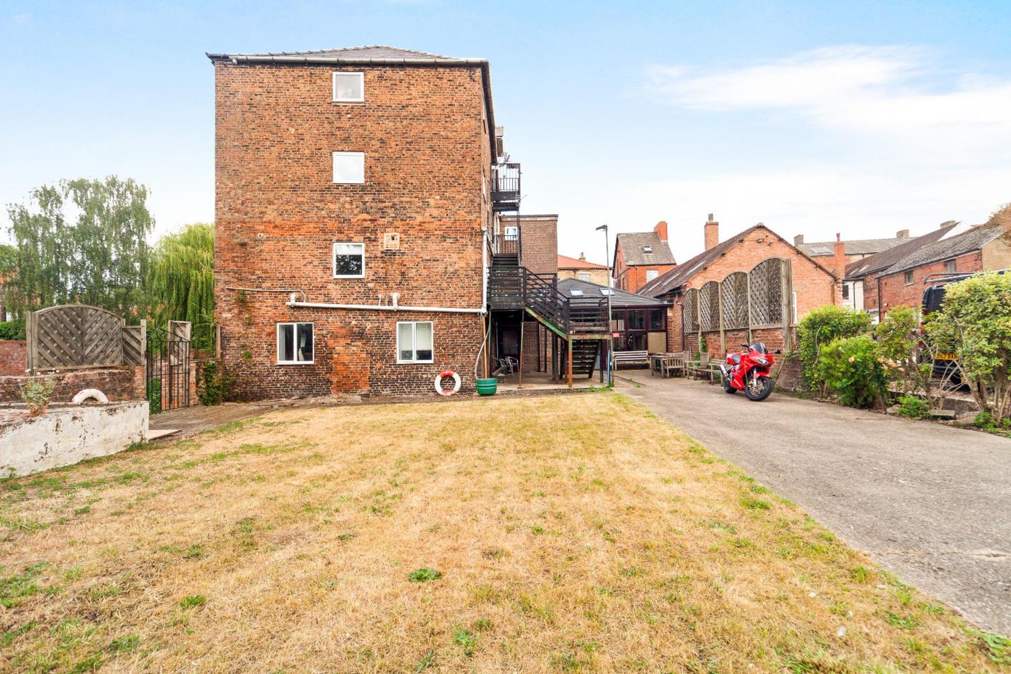 Riverside Mews ブリッグ エクステリア 写真